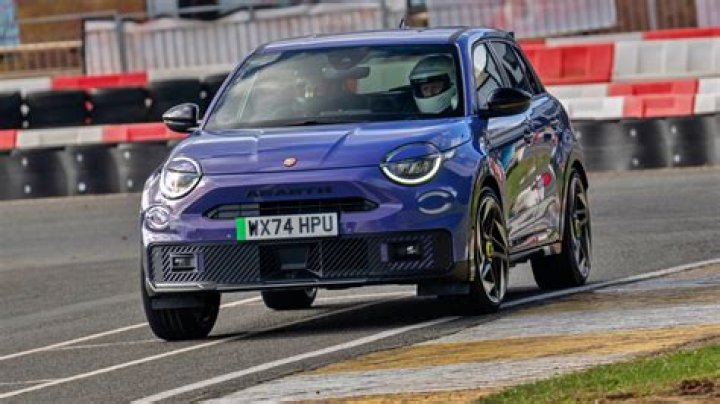 Is Abarth 595 a hot hatch?