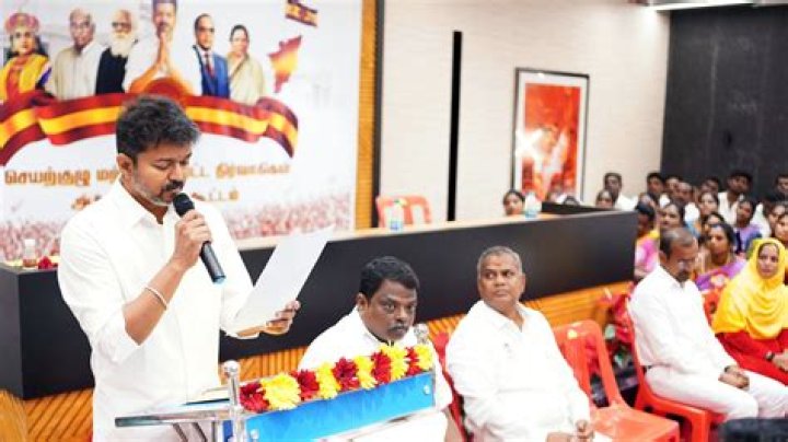Is Vijay a flop actor?